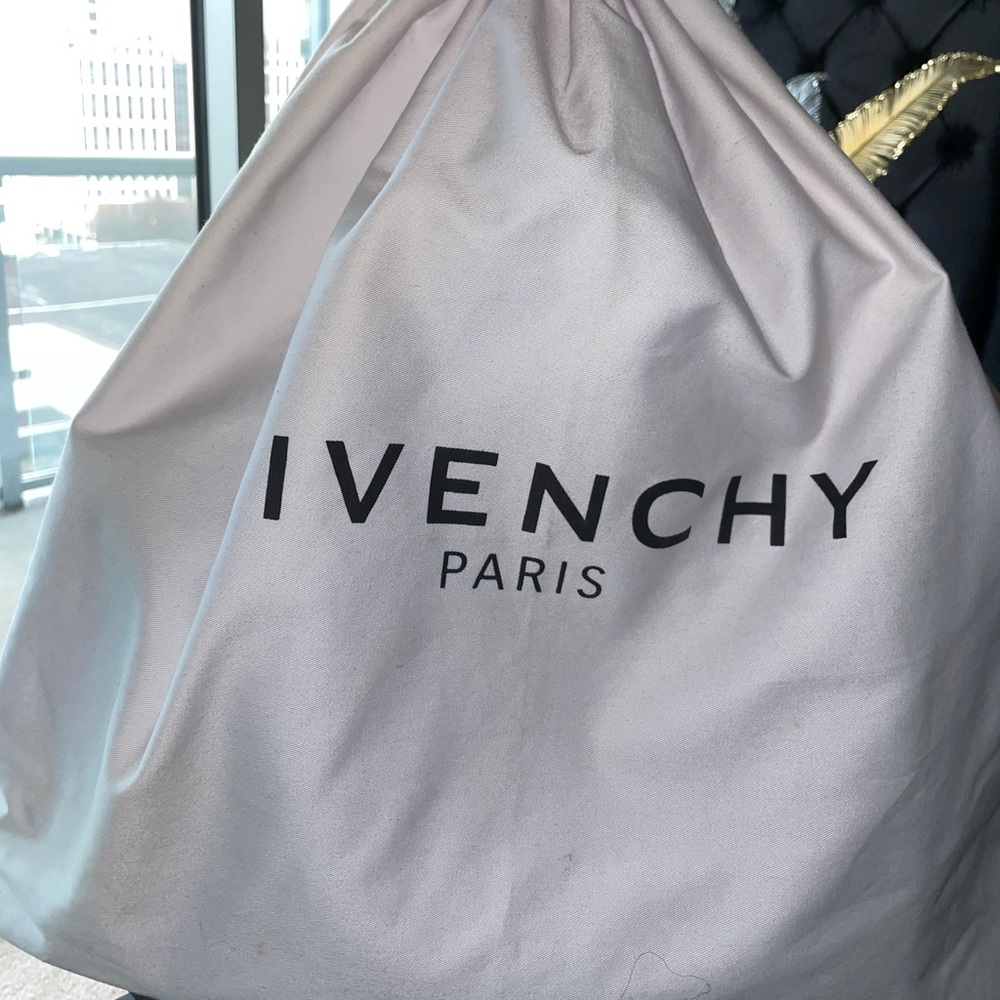 Givenchy Antigona Bag